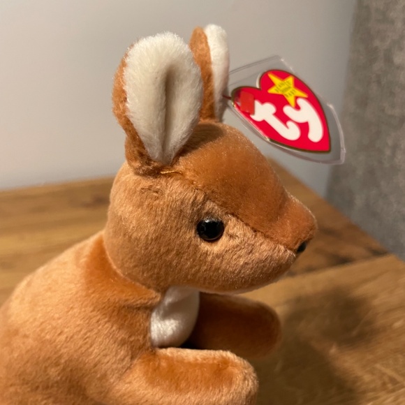 Ty Beanie Babies Pouch Kangaroo and Baby Brown 1996 – New Tag Protector VINTAGE - Picture 2 of 10